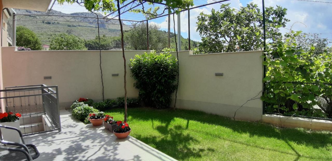 Apartment Sunce Подстрана Екстериор снимка