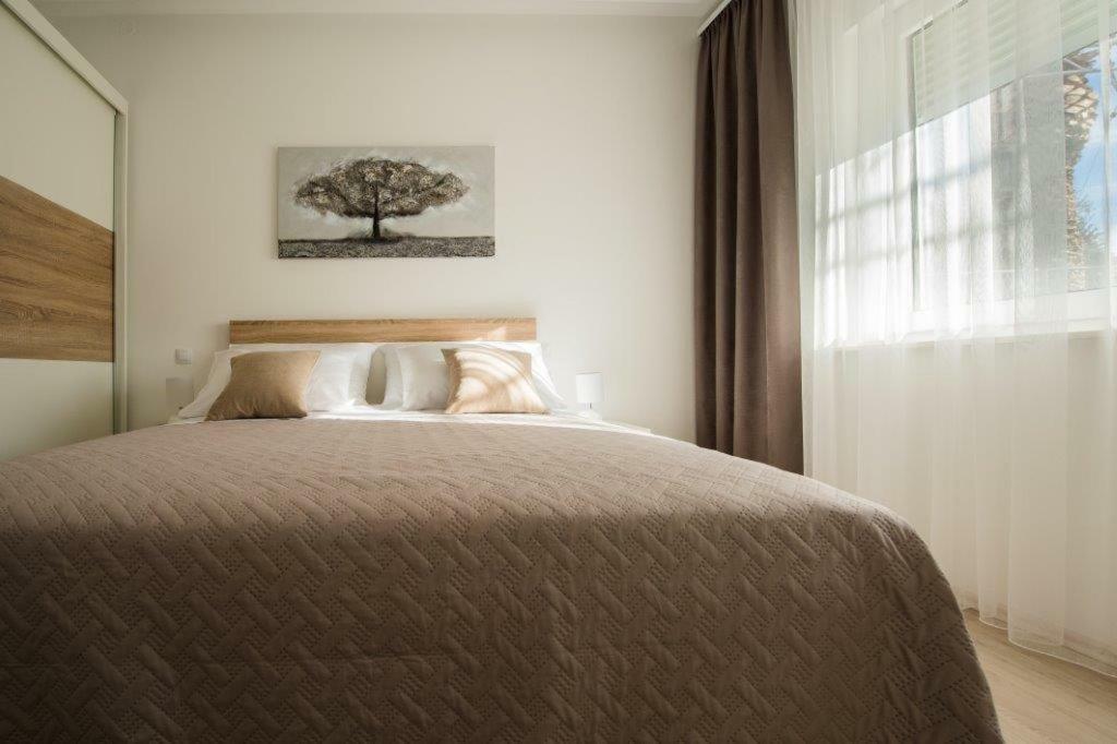 Apartment Sunce Подстрана Екстериор снимка