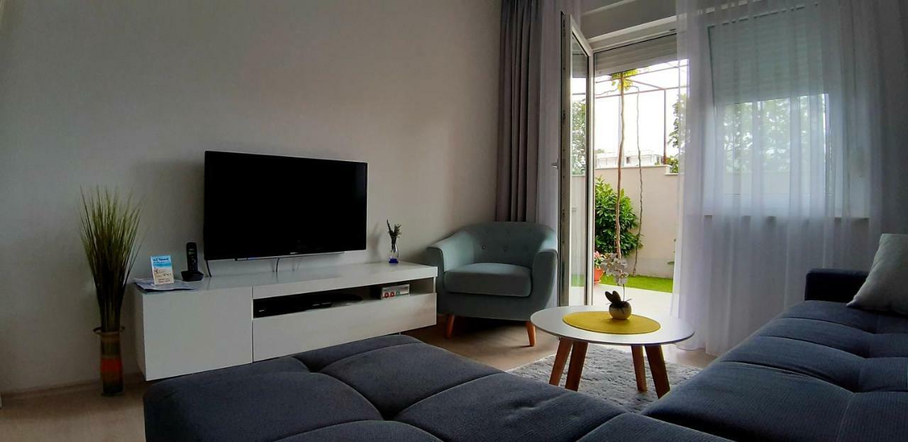 Apartment Sunce Подстрана Екстериор снимка